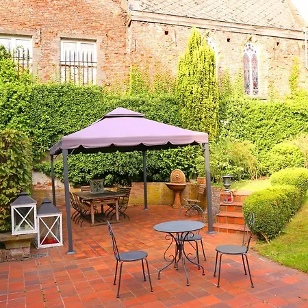 Theresa A 25 Min De Pairi Daiza Bed & Breakfast 3*
