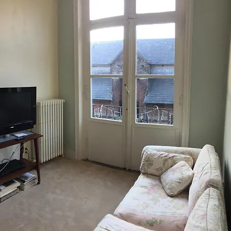 Theresa A 25 Min De Pairi Daiza Bed & Breakfast