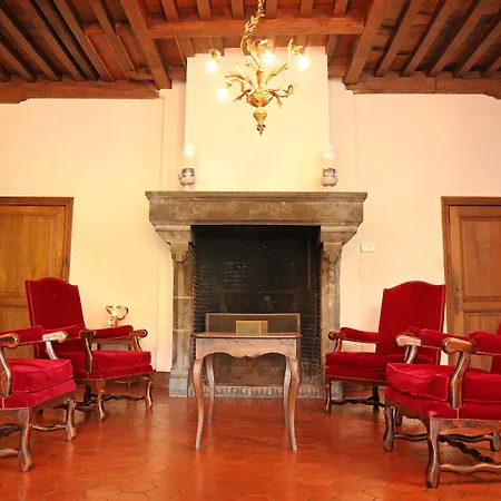 Theresa A 25 Min De Pairi Daiza 3* Soignies