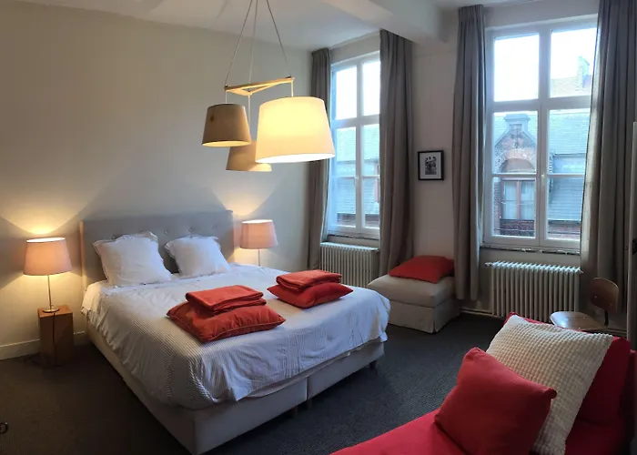 Theresa A 25 Min De Pairi Daiza 3*